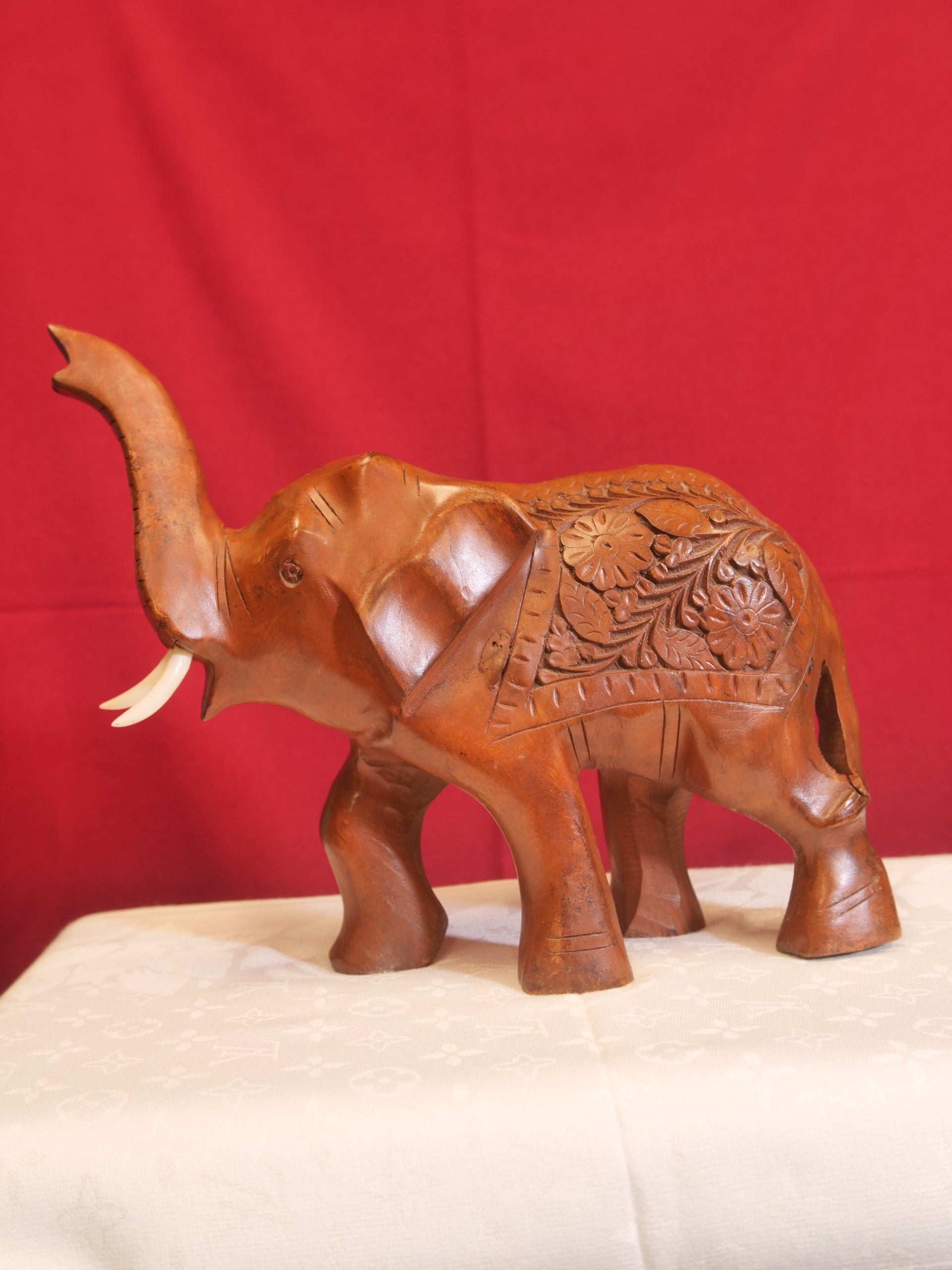 Big Angry Elephant – Oak Wood Sculpture