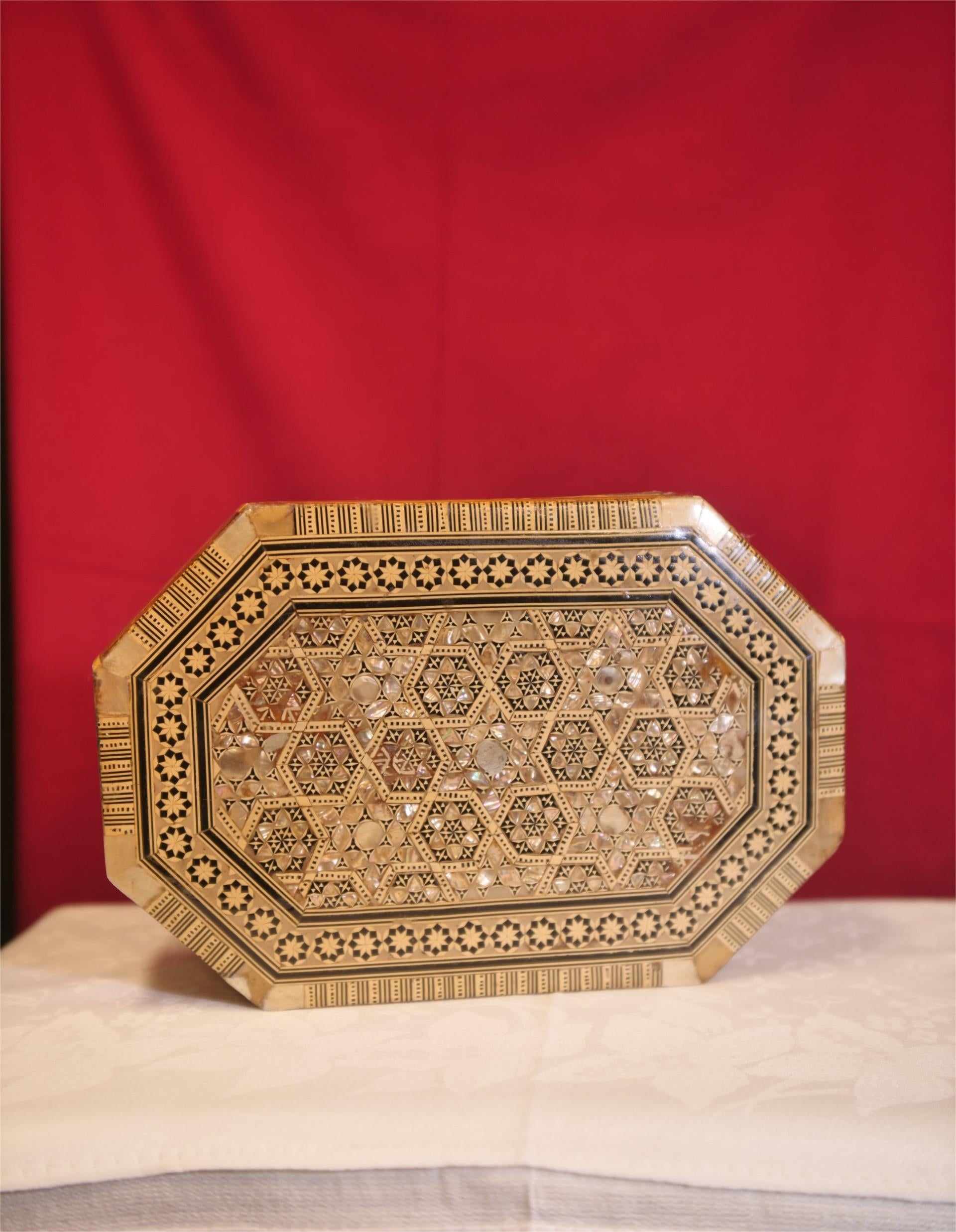 Jewelry Box – Unique Engraved Designs