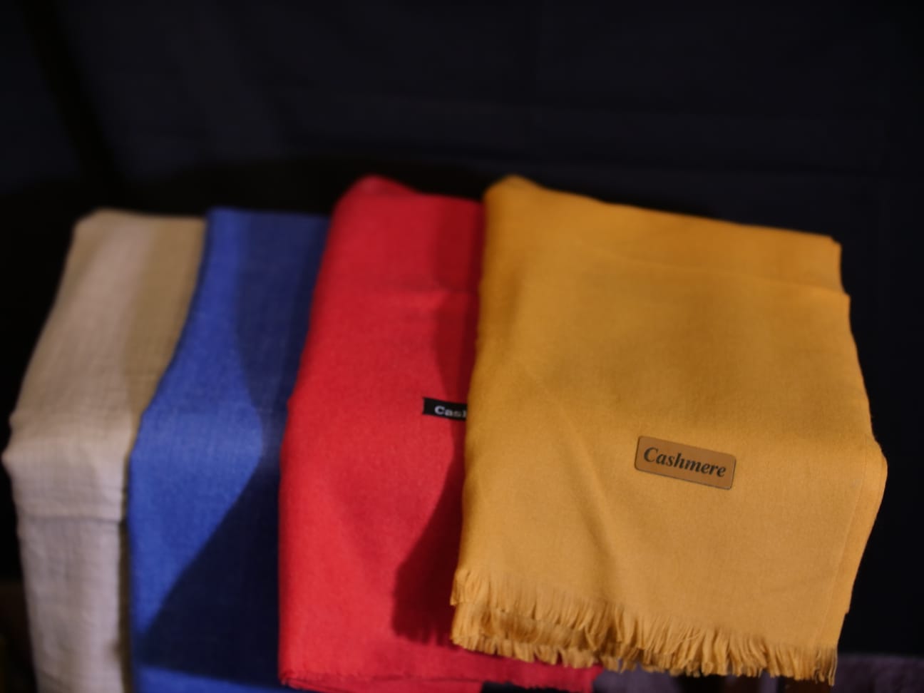 100% Wool – Cashmere Shawl