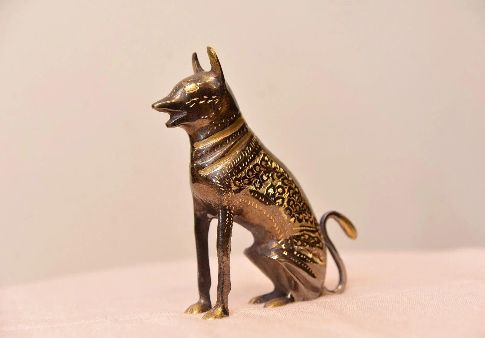 Brass Dog – Compact Figurine